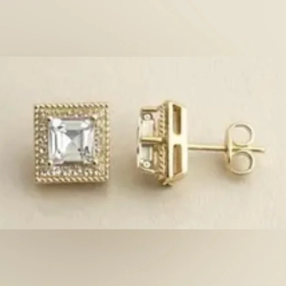 NIB Elegant Princess Cut CZ & 14k Gold Plated Over Brass Push Back Stud Earrings - Picture 1 of 2